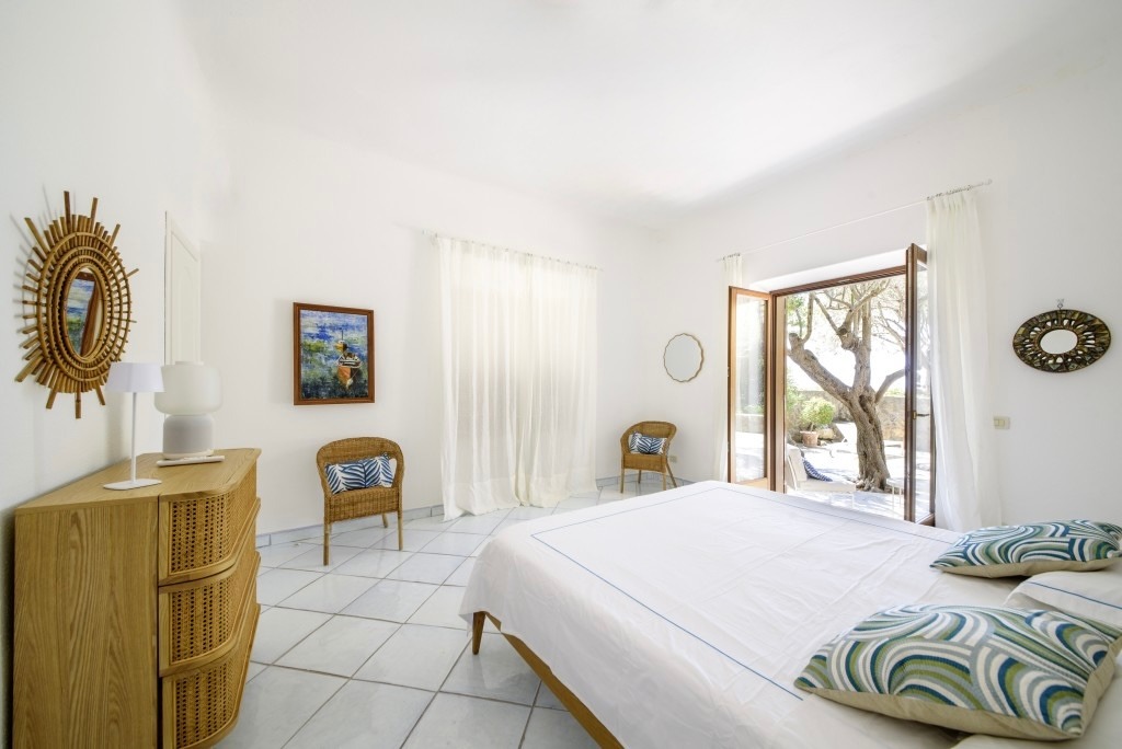 Holiday_Ischia_Island_Villa_Grotta_Di_Leone