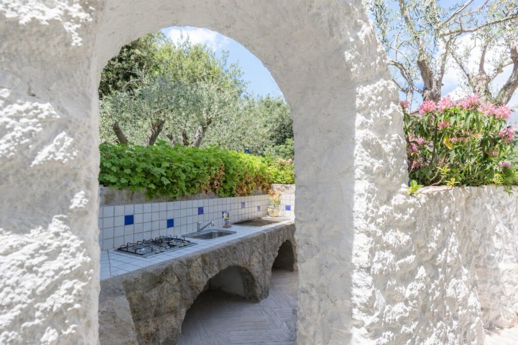 Villa_Grotta_Di_Leone_