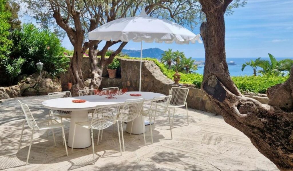 esterni_ischia_forio_villa_grotta_di_leone